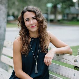 Meet your Posher, Mia